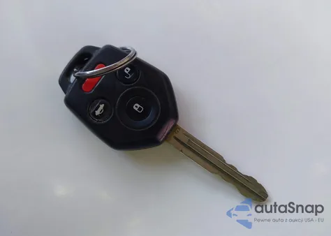 2017 Subaru Outback 2.5I Premium z USA, uszkodzony, nr VIN 4S4BSACC0H3217004